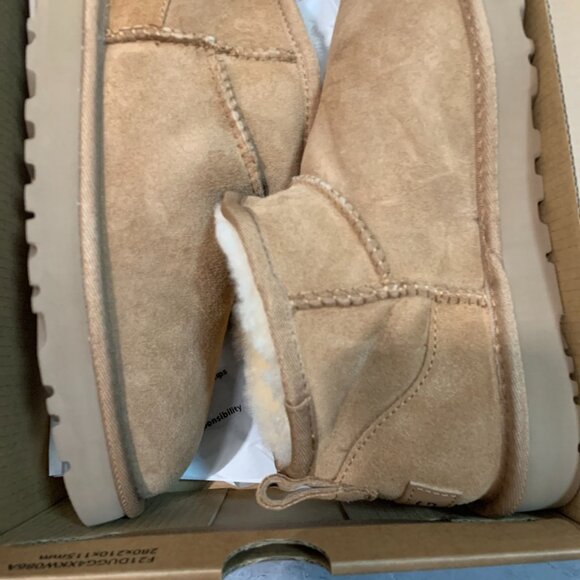 UGG Chestnut Suede Platform Boots - Picture 3 of 5